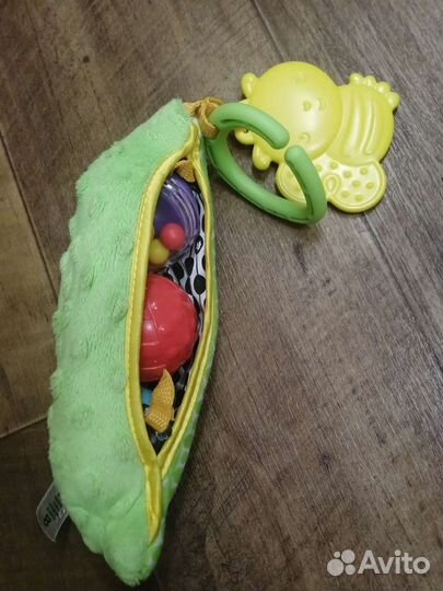 Прорезыватель, развивающая игрушка, подвеска BebyG