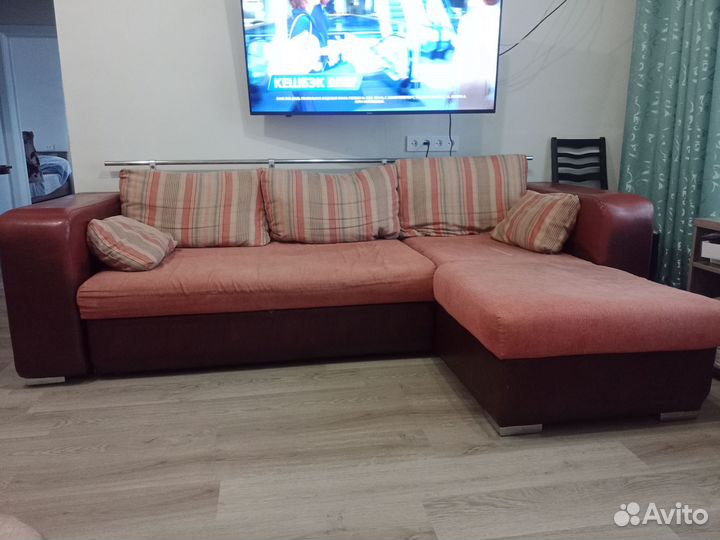 Угловой диван