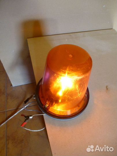 Фонарь проблесковый фп-1 24 Вольта новый