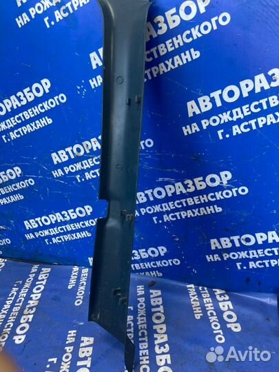 Накладка стойки. правая Renault Premium грузовой