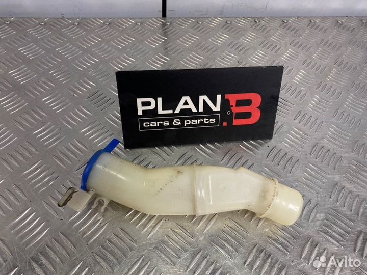 Горловина бачка стеклоомывателя Volvo V70 II