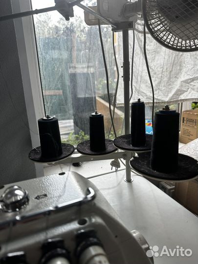 Оверлок промышленных 4-ниточный