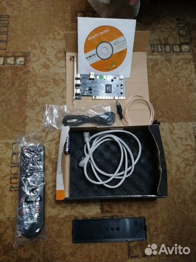 TV- и FM-тюнер avertv Super 009 + 3D очки