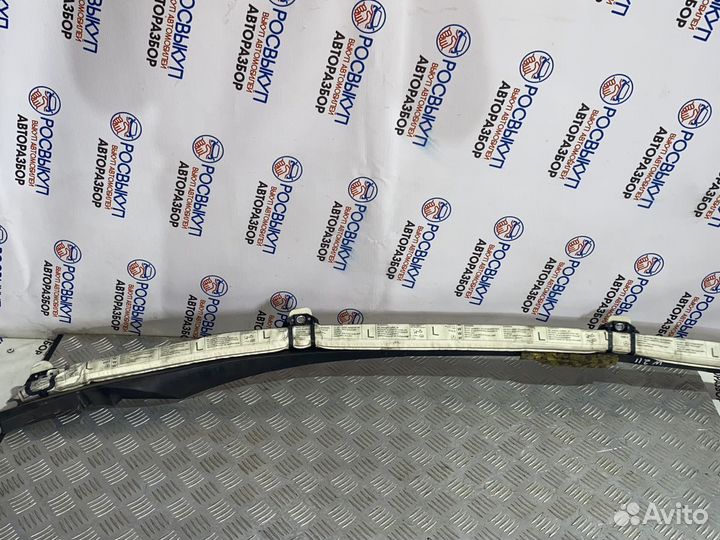 Шторка безопасности Mercedes-Benz W211