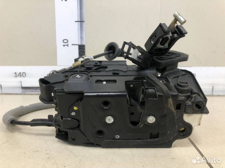 Замок двери задней правой Volkswagen Polo Sed RUS