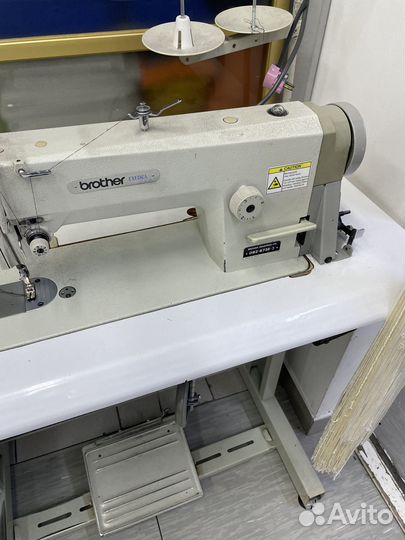 Машинка швейная Brother DB2-B736-3 / Комплект