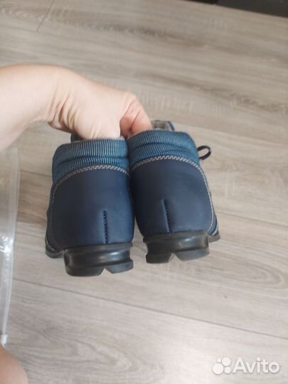 Лыжные ботинки