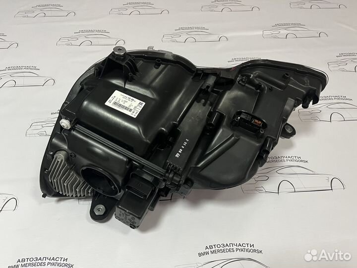 Передняя правая фара Mercedes W212 дорестайлинг