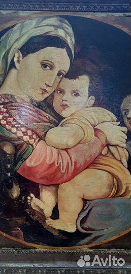 Мадонна с младенцем