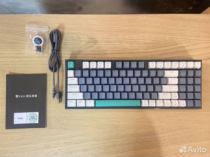 Игровая механическая клавиатура Machenike K500