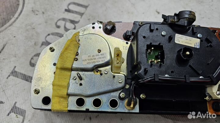 Приборная панель на Mercedes-Benz W124 E420