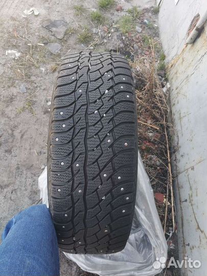 Viatti Bosco Nordico V-523 235/65 R17 104T