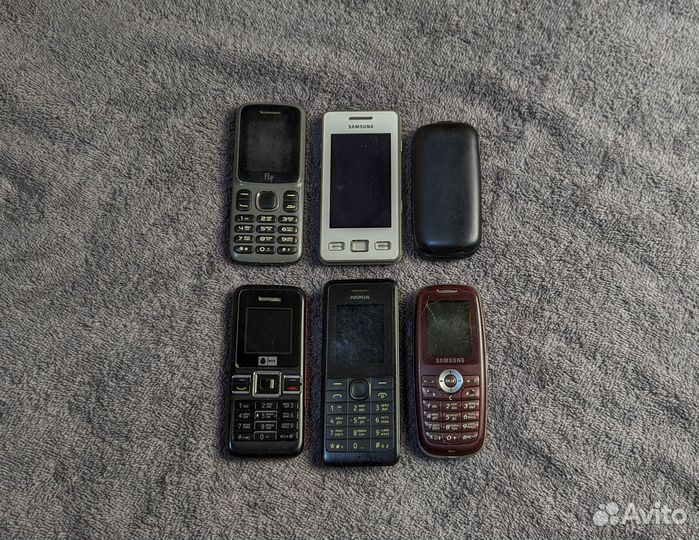Ретро кнопочные телефоны Nokia Samsung Fly