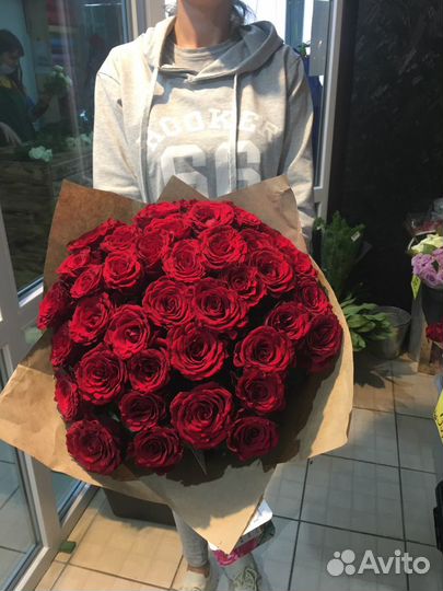 51 роза красная с Бесплатной доставкой