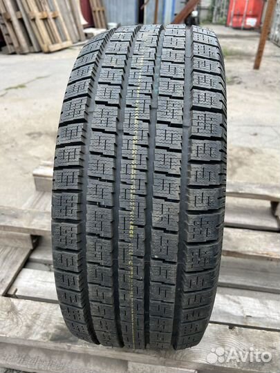 Pirelli Winter Ice Storm 225/45 R17