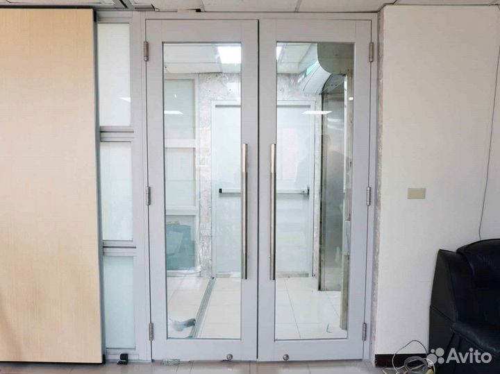 Алюминиевые двери под ваше окно