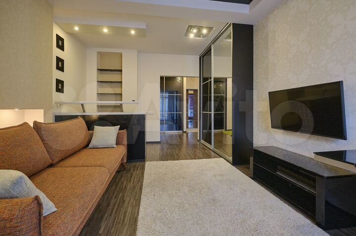 2-к. квартира, 90 м², 3/10 эт.