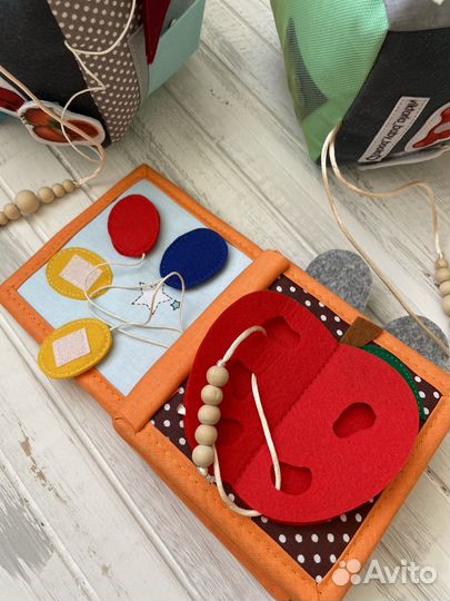 Развивающая книжка из фетра