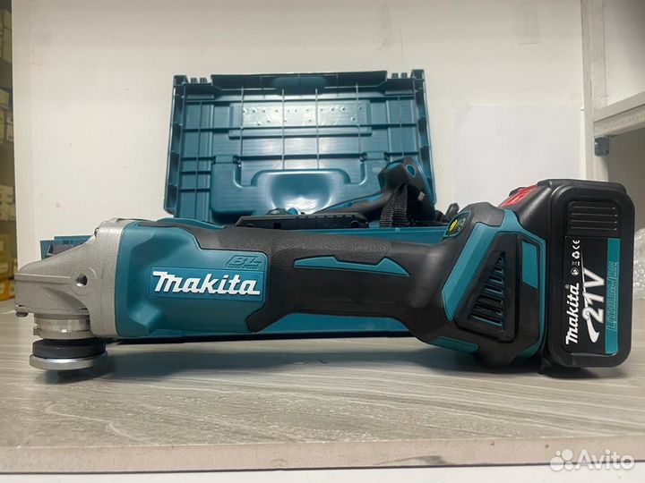 Набор ушм+гайковерт 2в1 Makita 21v