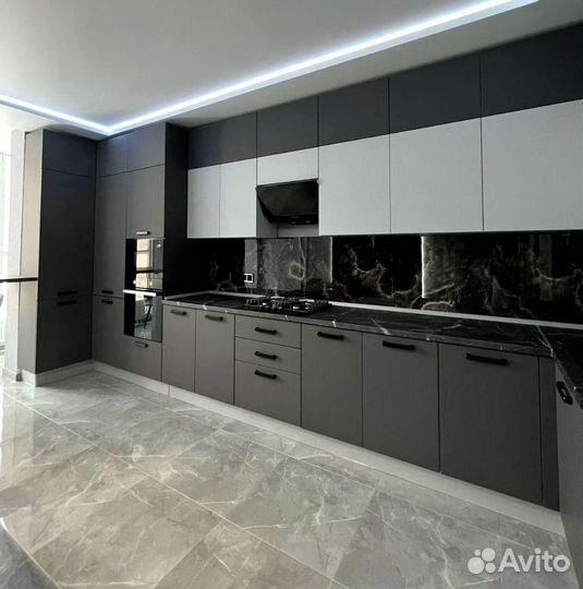 Кухня на заказ. Доставка и сборка EHY62314