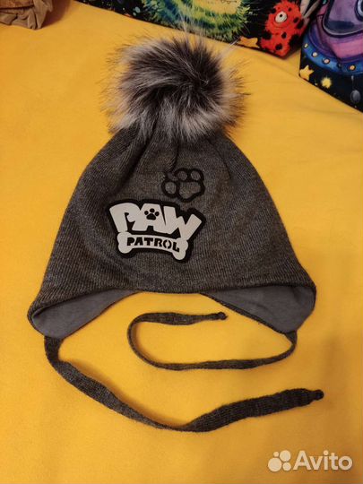 Шапка зимняя почти новая 52-54