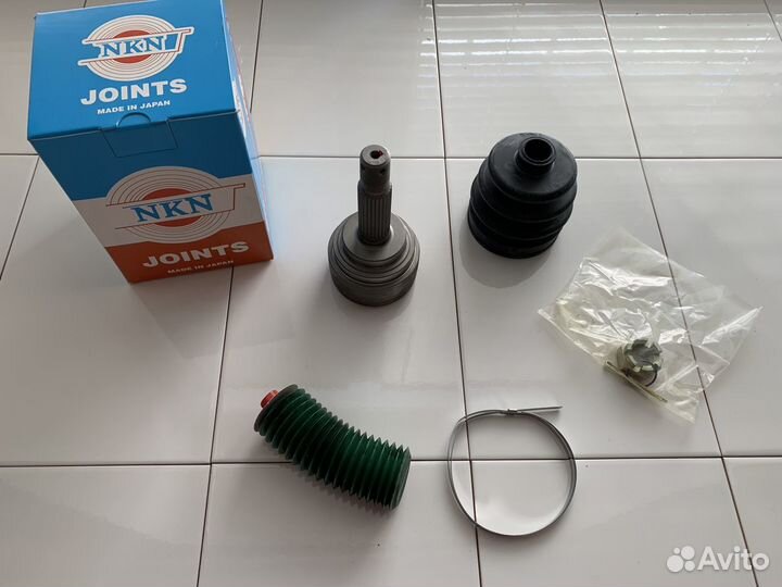 Шрус внешний Mitsubishi Pajero 1999-2002