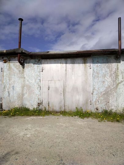 Гараж, > 30 м²