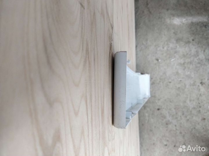 Нижняя крышка стиральной машины Indesit