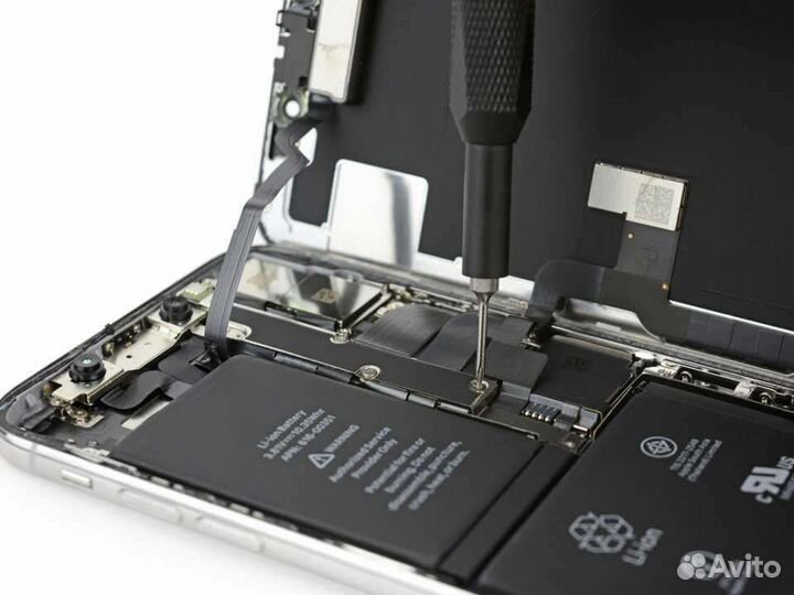 Дисплей с установкой iPhone Xs