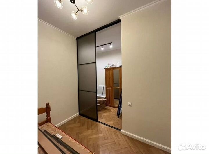 Двери купе в нишу