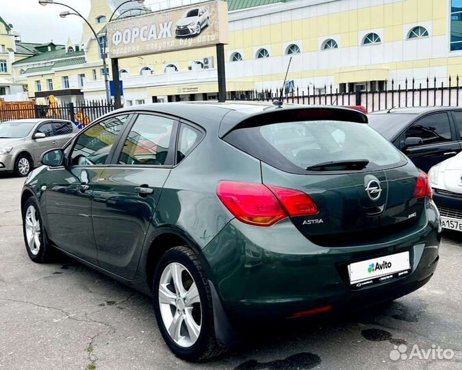 Opel Astra 1.6 AT, 2011, 134 450 км