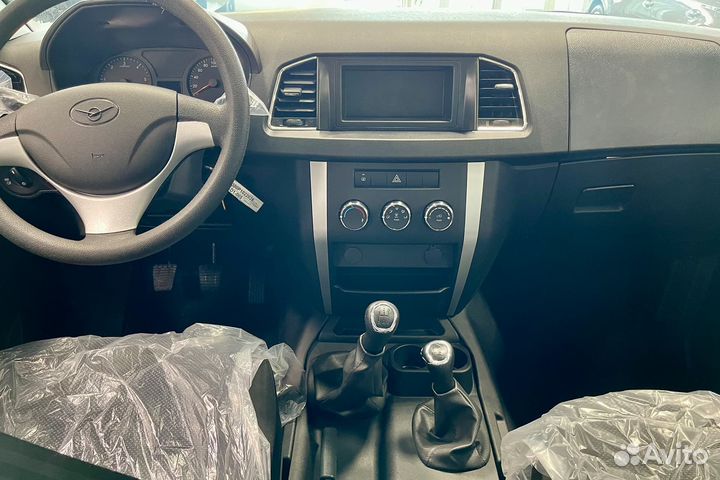 УАЗ Patriot 2.7 МТ, 2024