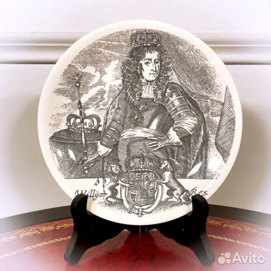 Винтажные тарелки