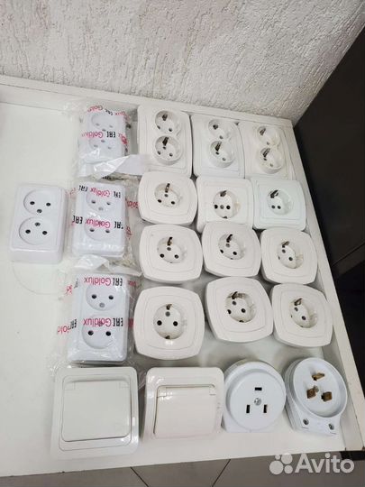 Розетки и выключатели