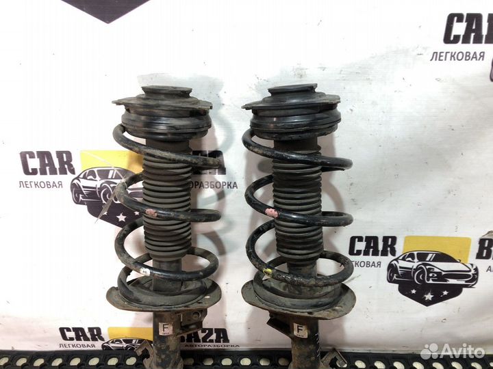 Стойки амортизаторов передние (комплект)