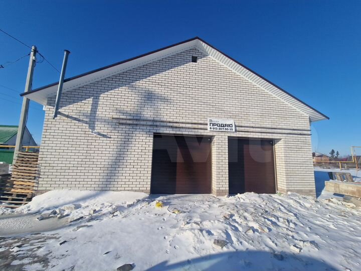 Коттедж 157 м² на участке 8 сот.