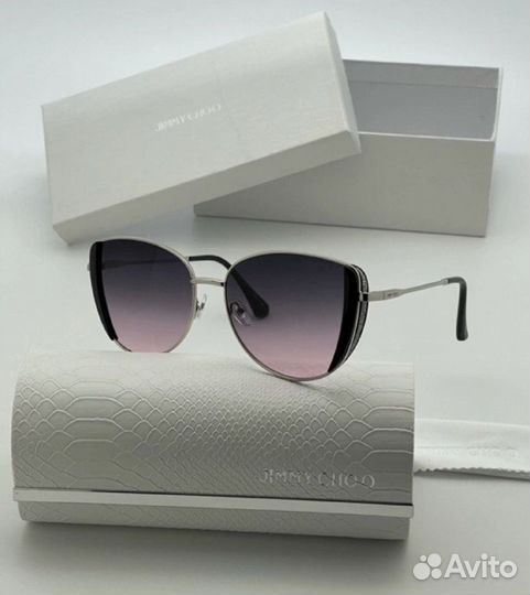 Солнцезащитные очки женские брендовые