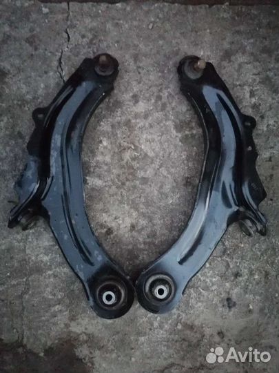 Рычаги передней подвески Рено Сценик 2