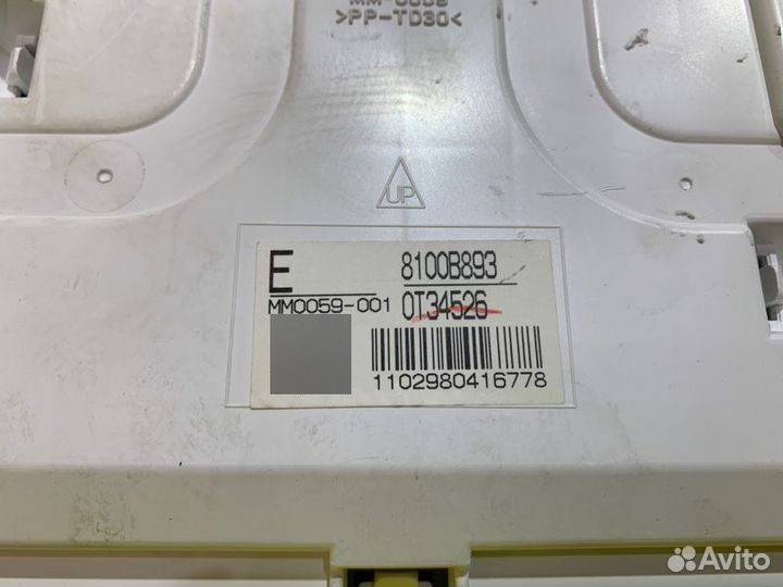 Панель приборов Mitsubishi Outlander GF8W 4J12