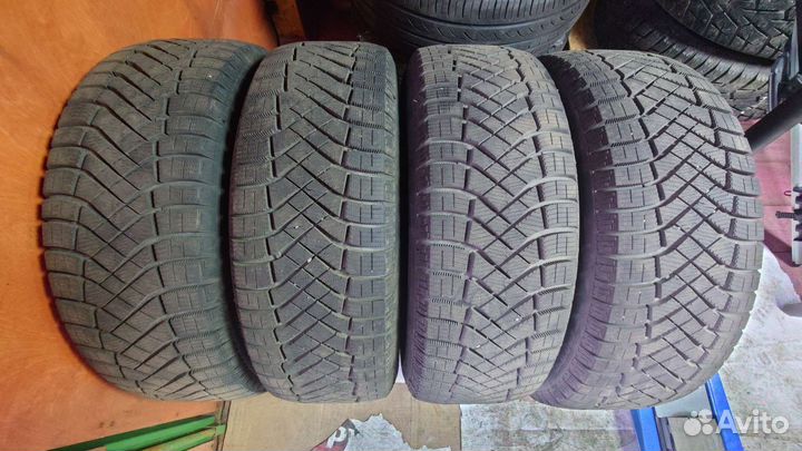 Pirelli Ice Zero FR 215/60 R17 100T