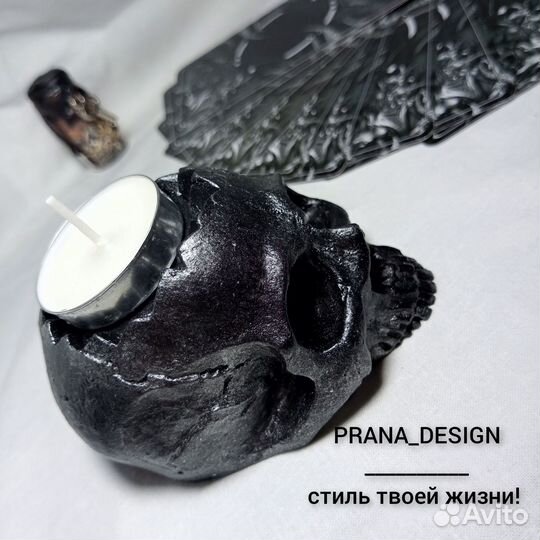 Череп подсвечник серебро Декор из гипса