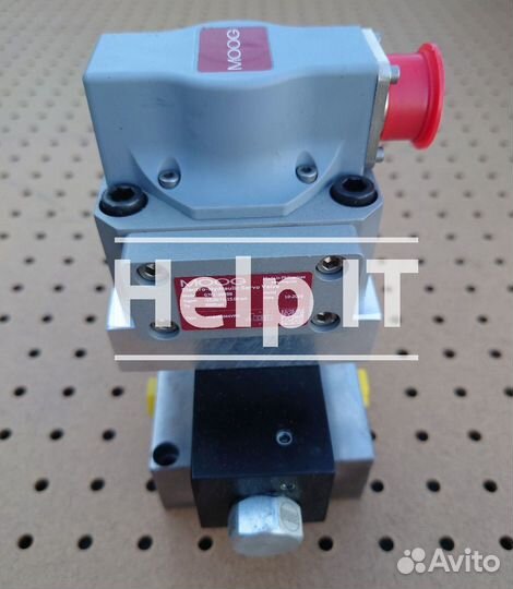 Гидравлический сервоклапан Moog G761-3009B