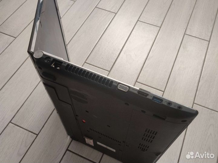 Acer V3-551G A6-4400m/3.2+HD 7670m/240ssd/6gb ddr3