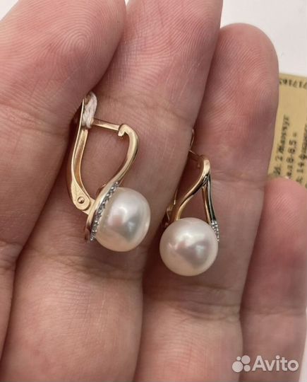 Золотые серьги с жемчугом
