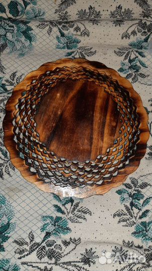 Деревянная тарелочка