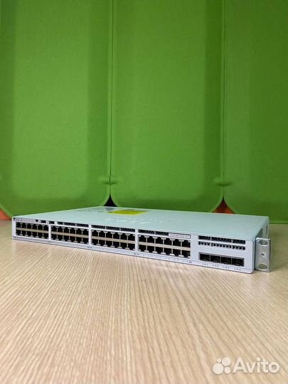 Коммутатор Cisco C9200L-48P-4G-RE