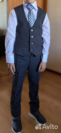 Школьная форма- костюм