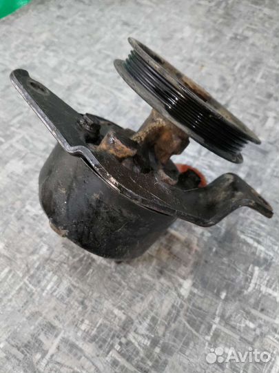 Насос гур 2.4л Додж караван Вояджер 01-07г