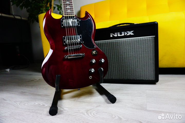 Электрогитара SG (под Gibson)