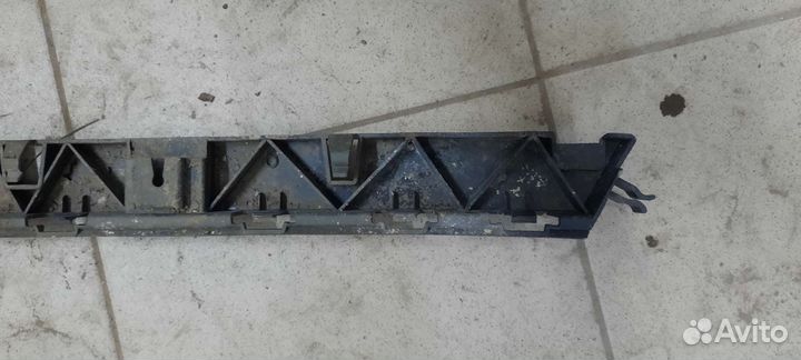 Кронштейн бампера зад. Mercedes-Benz Gla X156/2015